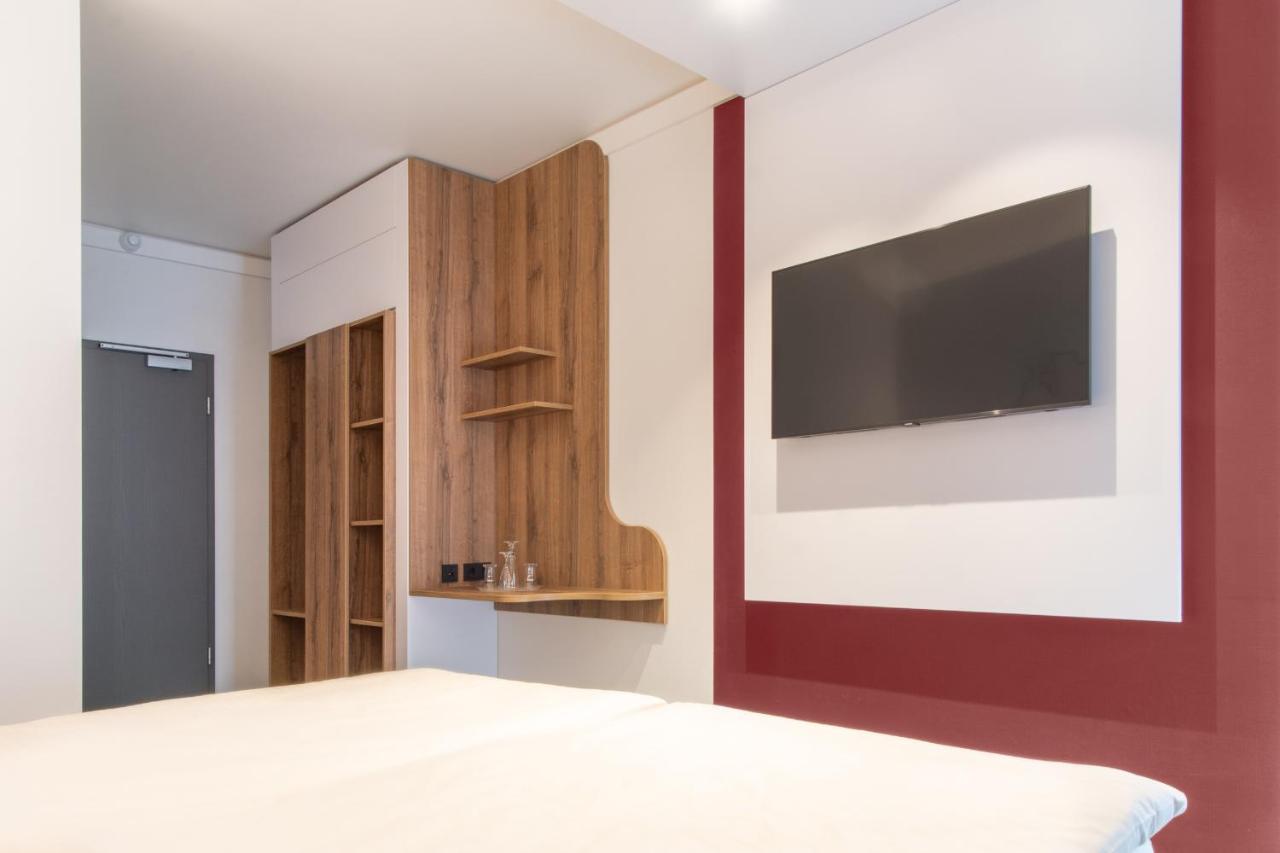 Hotel Wettiner Hof リーザ エクステリア 写真