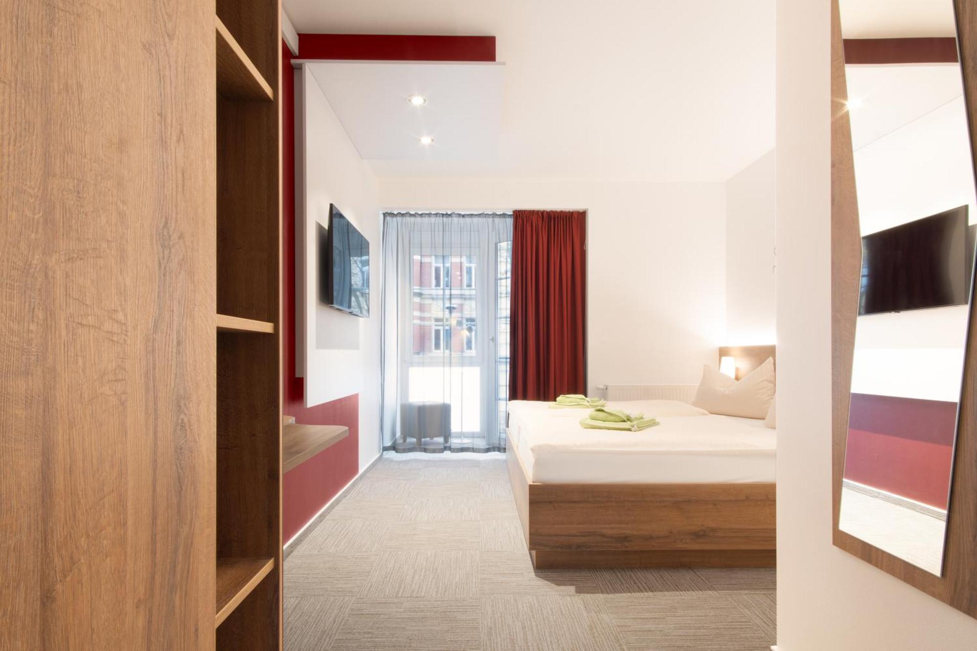 Hotel Wettiner Hof リーザ エクステリア 写真